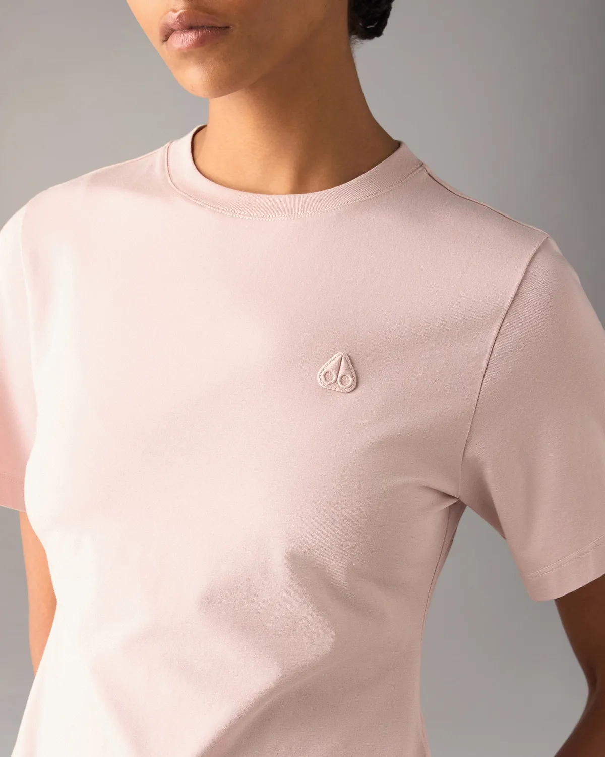 Moose Knuckles YYZ T-Shirt Rosewood Coupe Ajustée