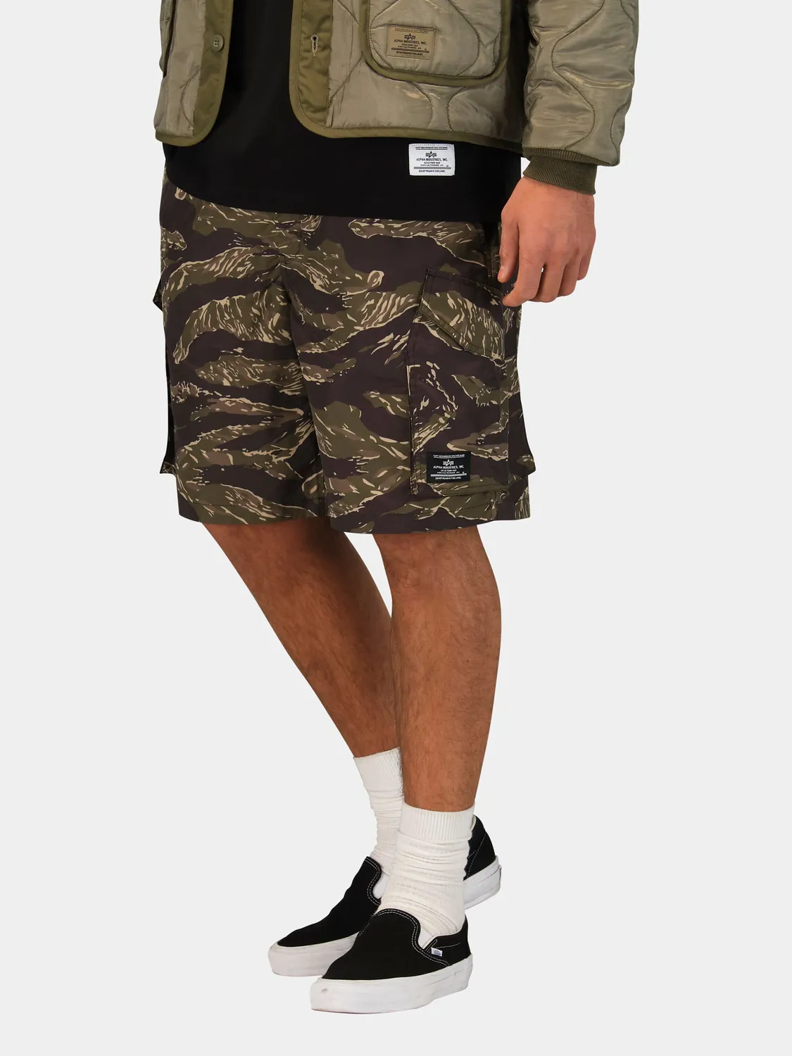 Alpha Industries CWU 36/P Short Tiger Camo Polyester