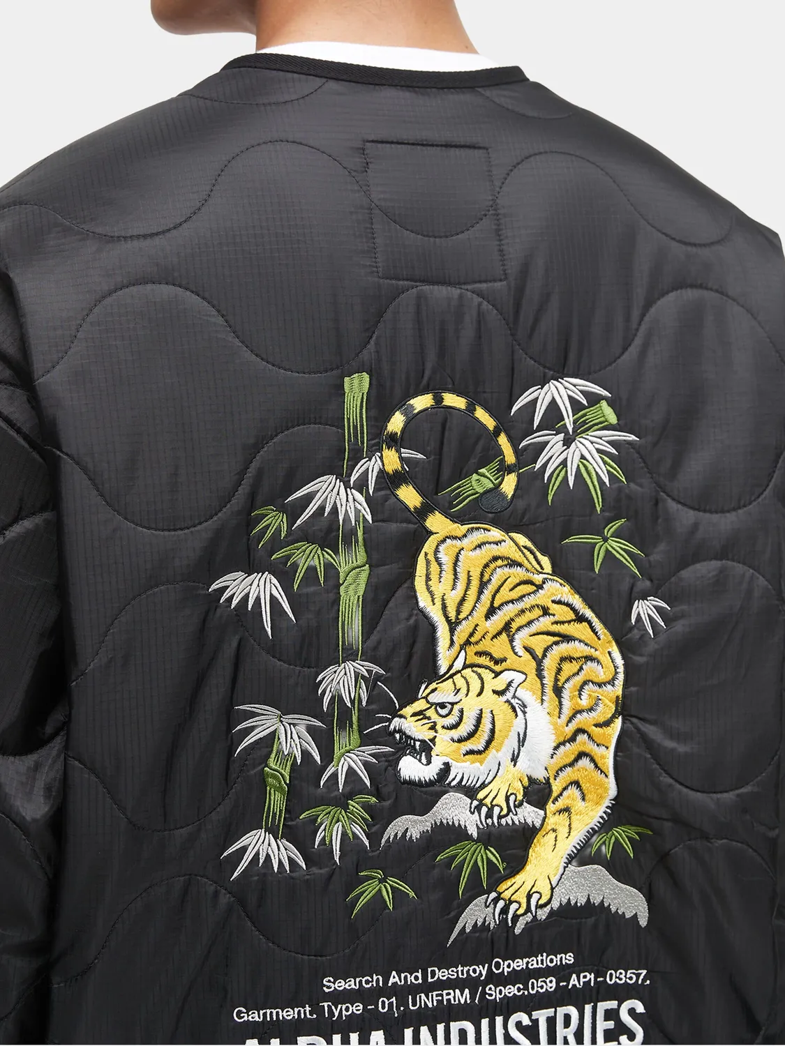 Alpha Industries UNFRM Tiger Liner veste noir matelasse