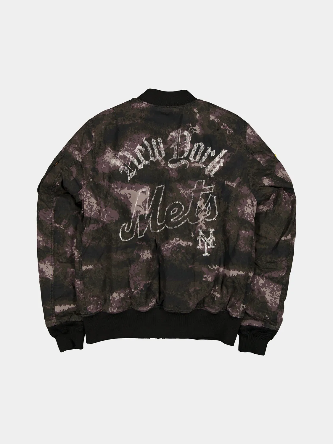 Alpha Industries Mets New Era MA-1 blouson black camo