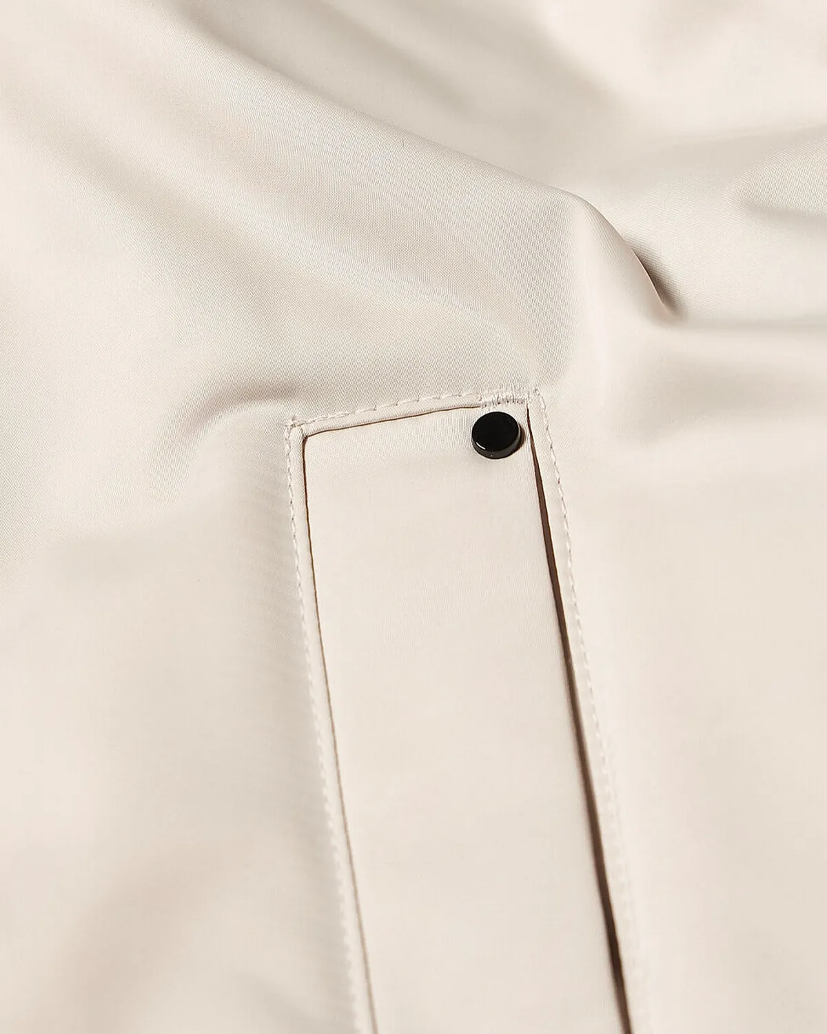 Moose Knuckles Drift Satin bomber blanc satiné