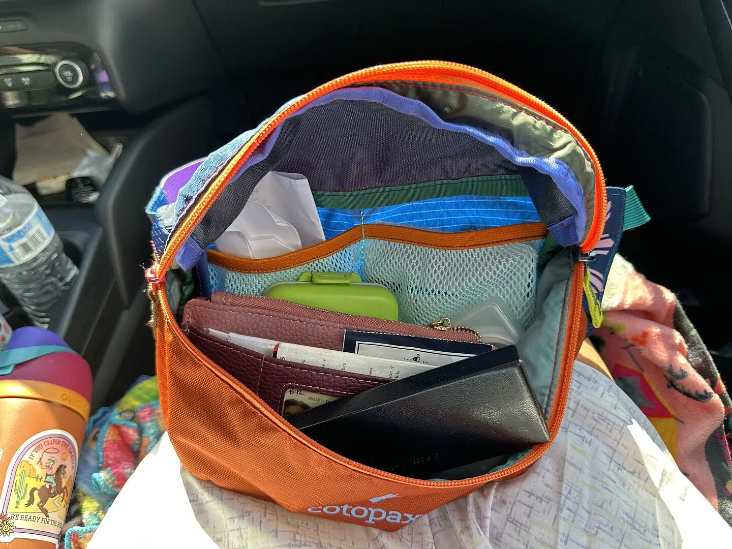 Cotopaxi Del Día Bataan 3L sac banane réglable