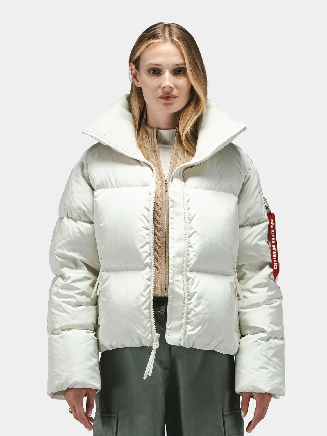Alpha Industries Sierra doudoune courte femme blanc dune