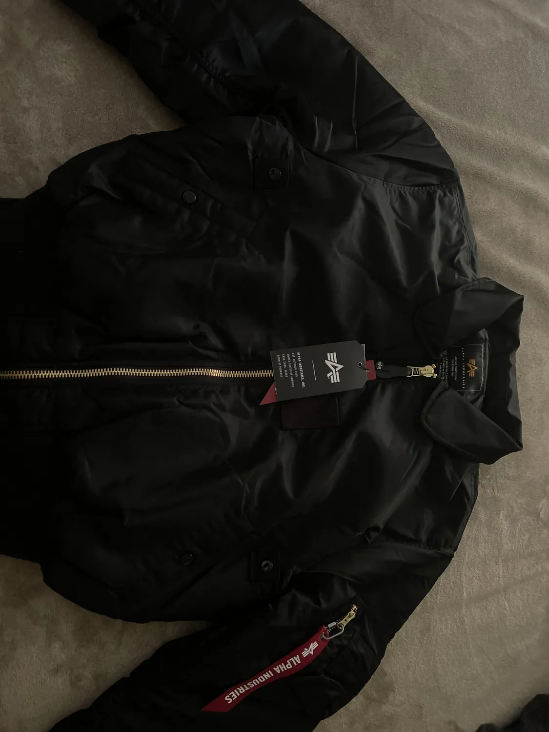 Alpha Industries B-15 bomber col fourrure noir déperlant