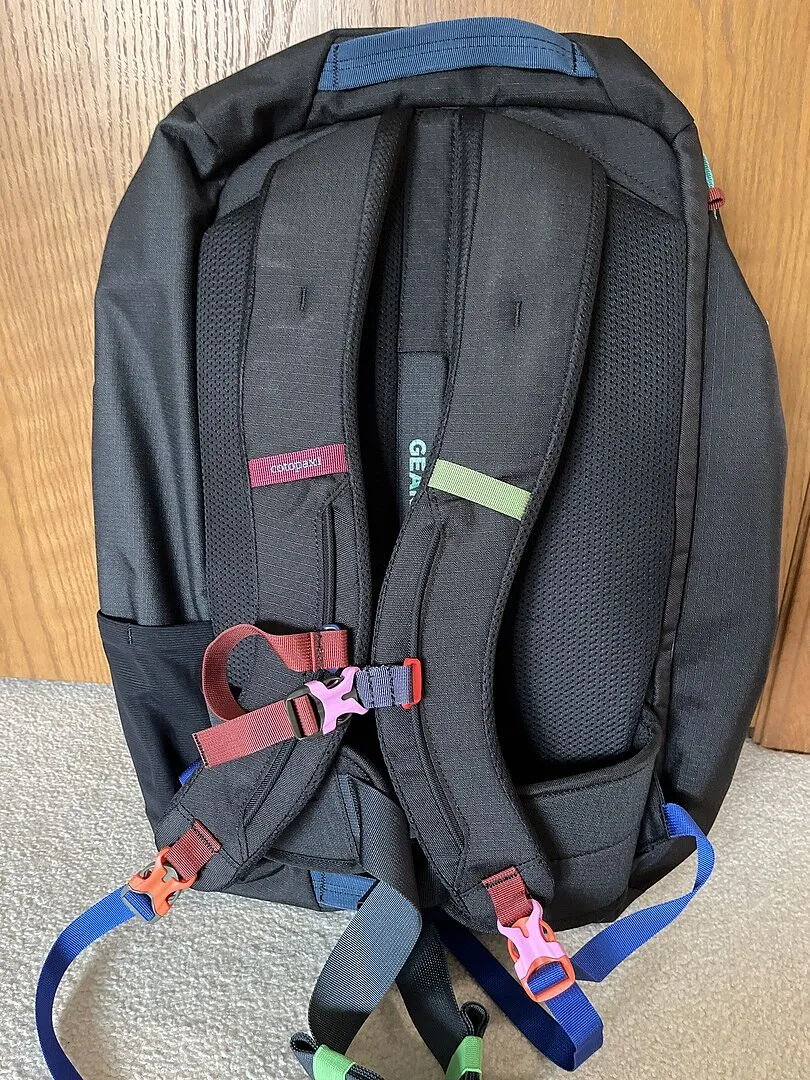 Cotopaxi Allpa 42L sac de voyage Del Día Dark recyclé