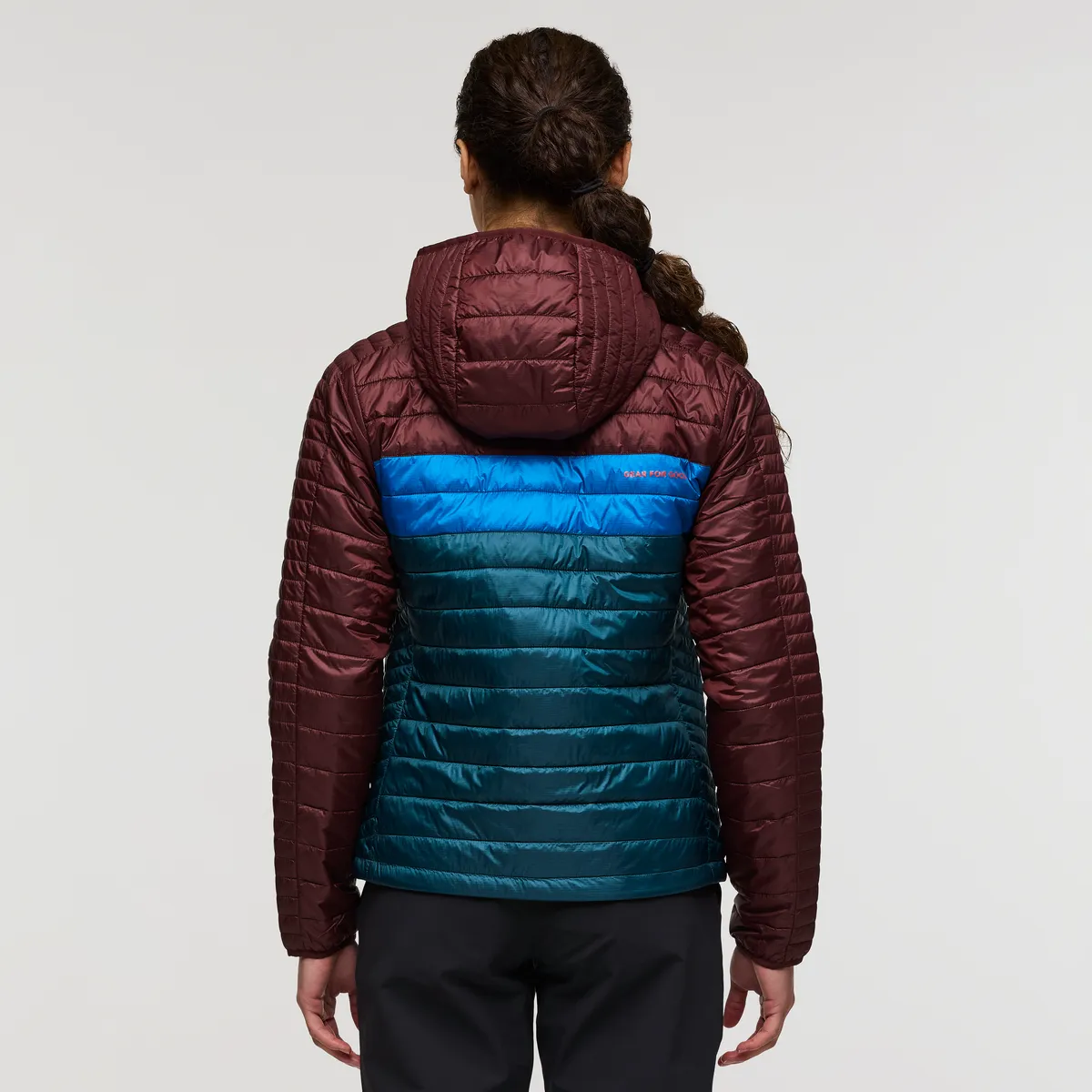 Cotopaxi Capa veste à capuche matelassée femme