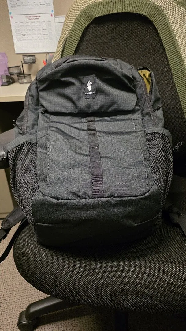 Cotopaxi Clase 28L sac à dos ordinateur noir