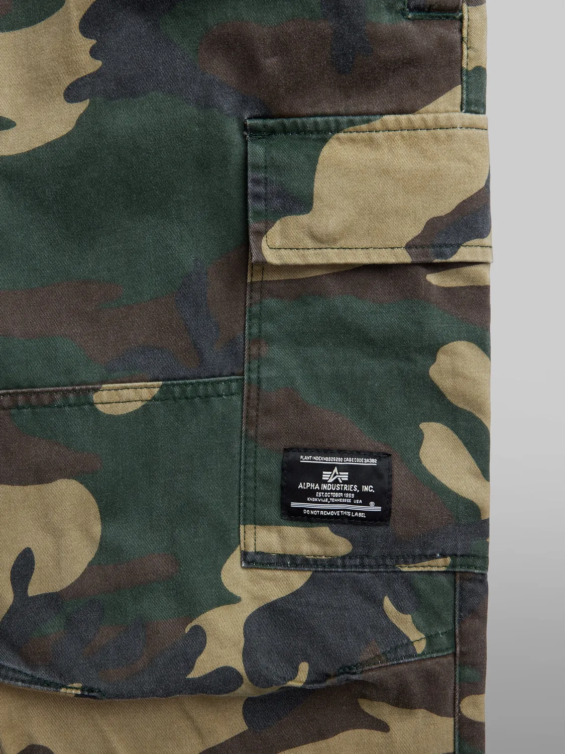 Alpha Industries Cotton Jogger pantalon woodland camo coton