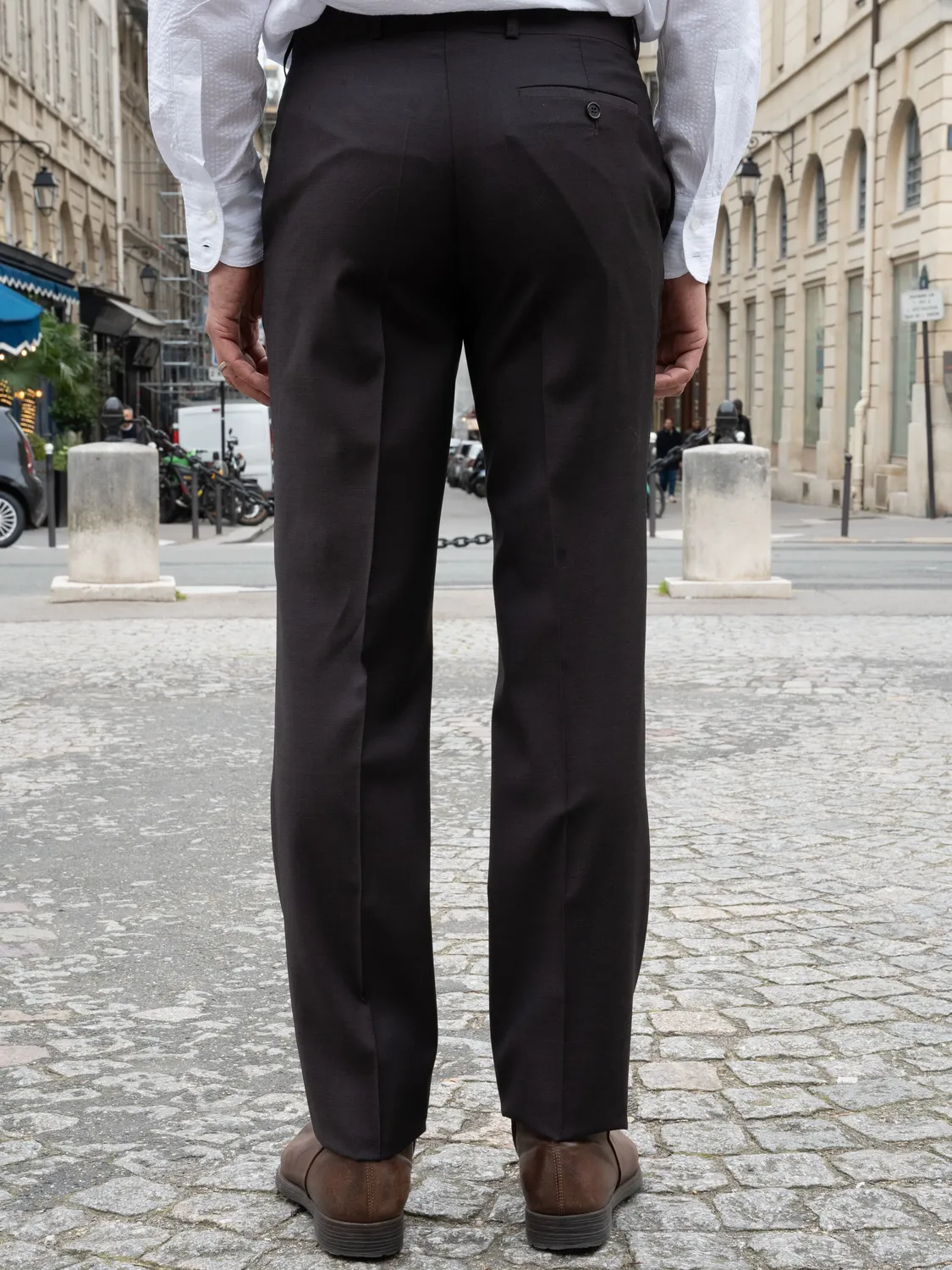 Hollington Siza pantalon cigare laine infroissable marron