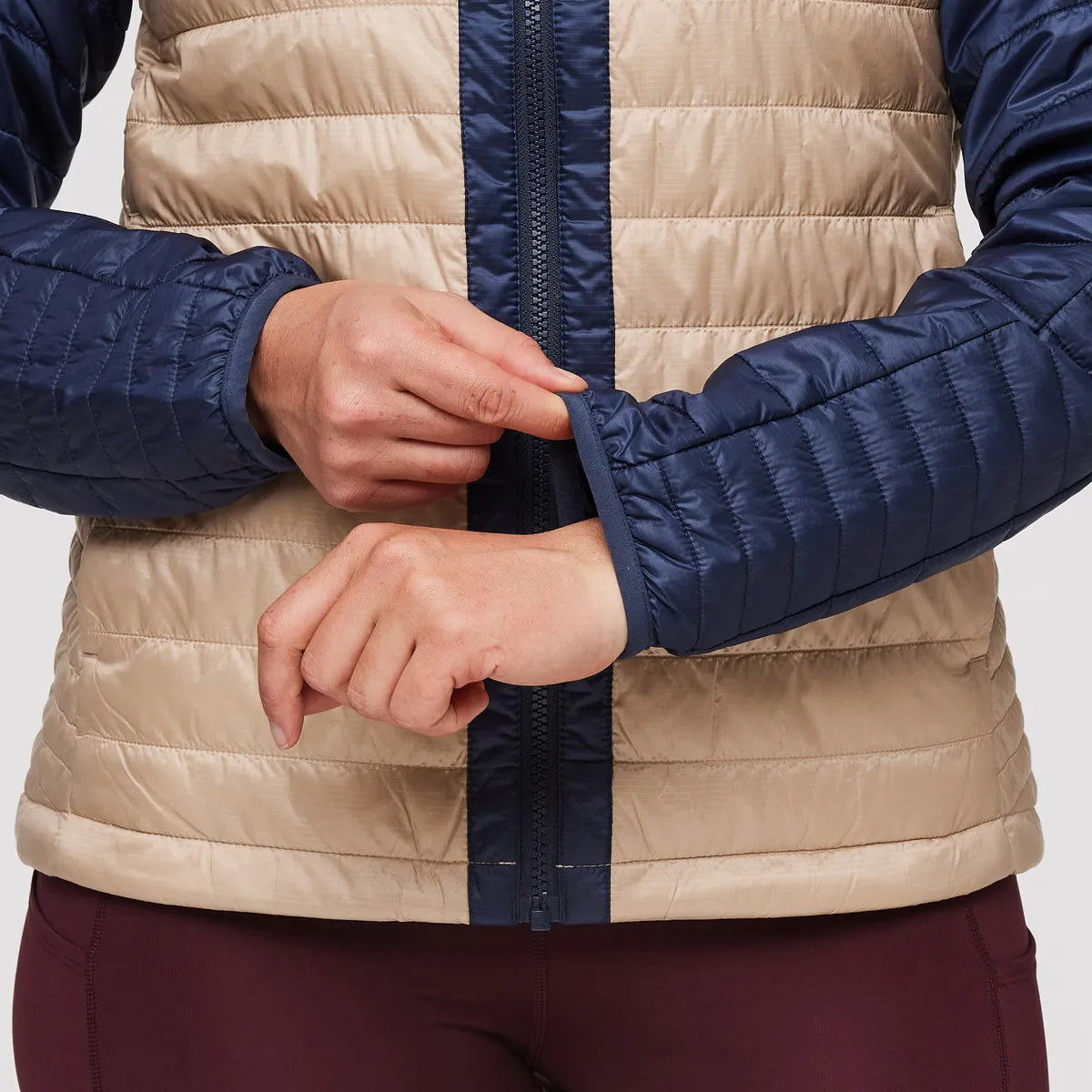 Cotopaxi Capa veste isolante femme chaude hiver