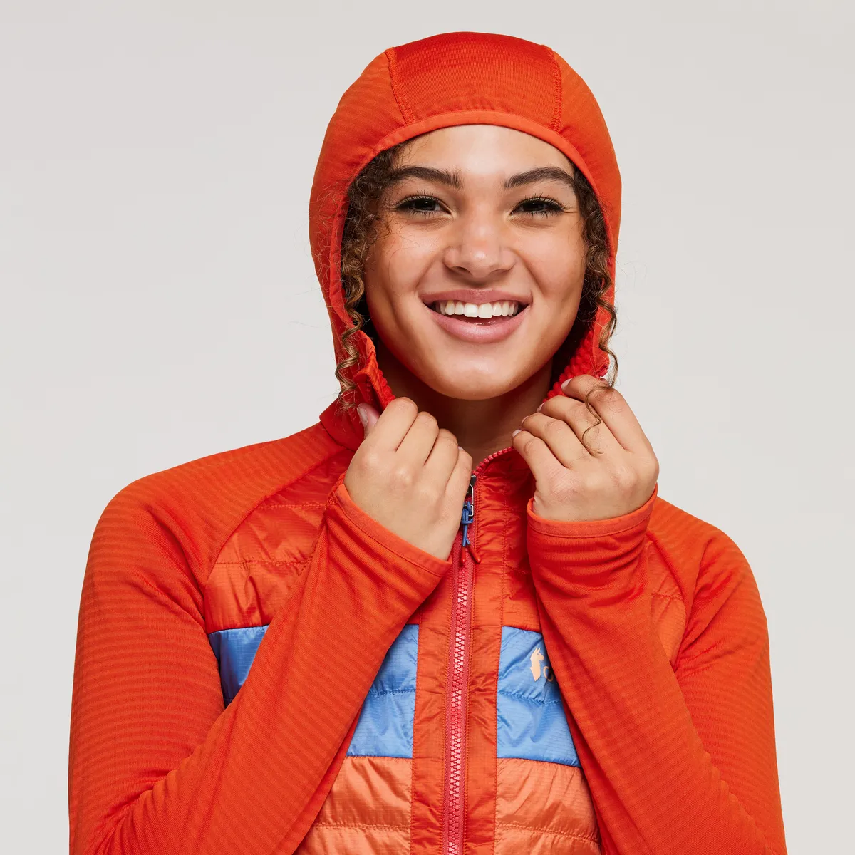 Cotopaxi Capa veste isolante femme Amber/Sunset hybride