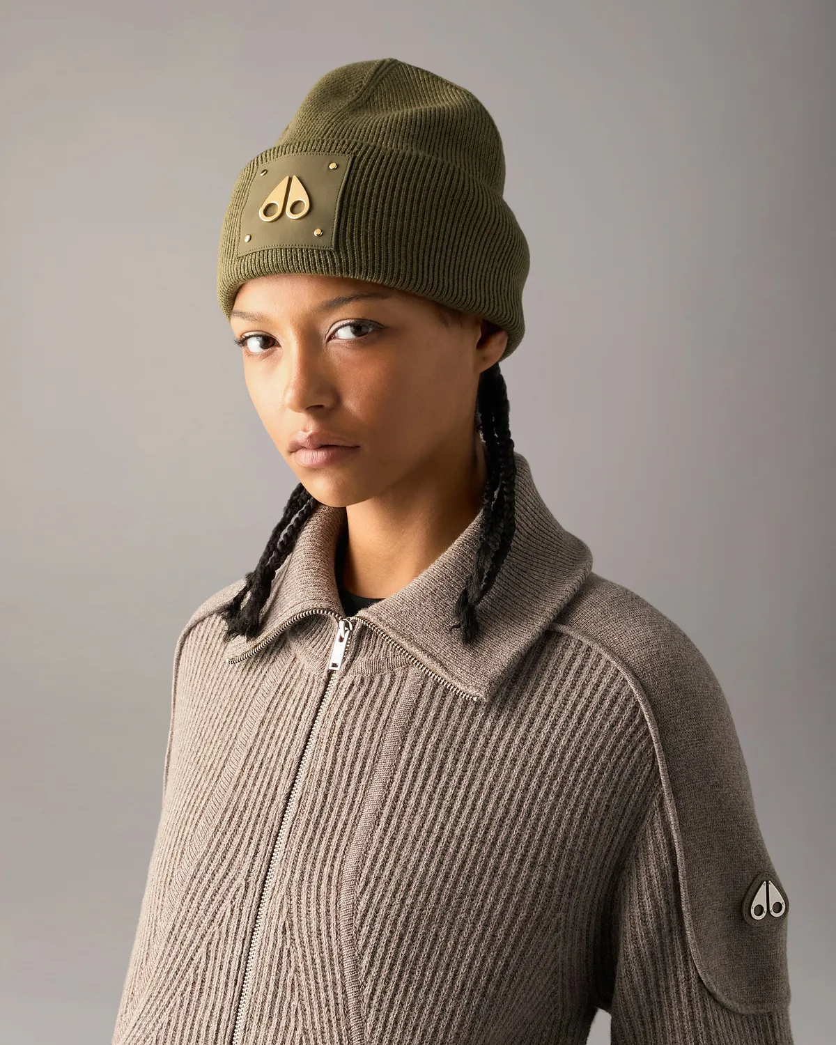 Moose Knuckles Gold Series Logo Icon bonnet laine combat