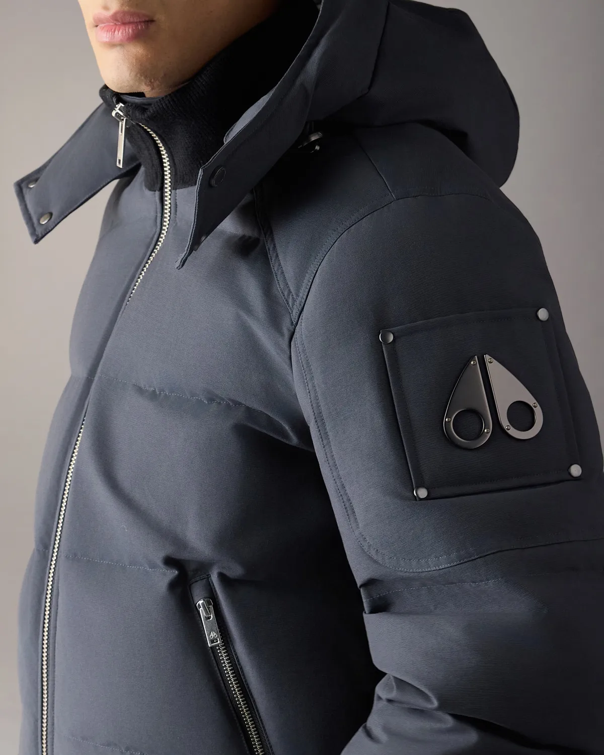 Moose Knuckles Banff Down Bomber blouson ciment duvet