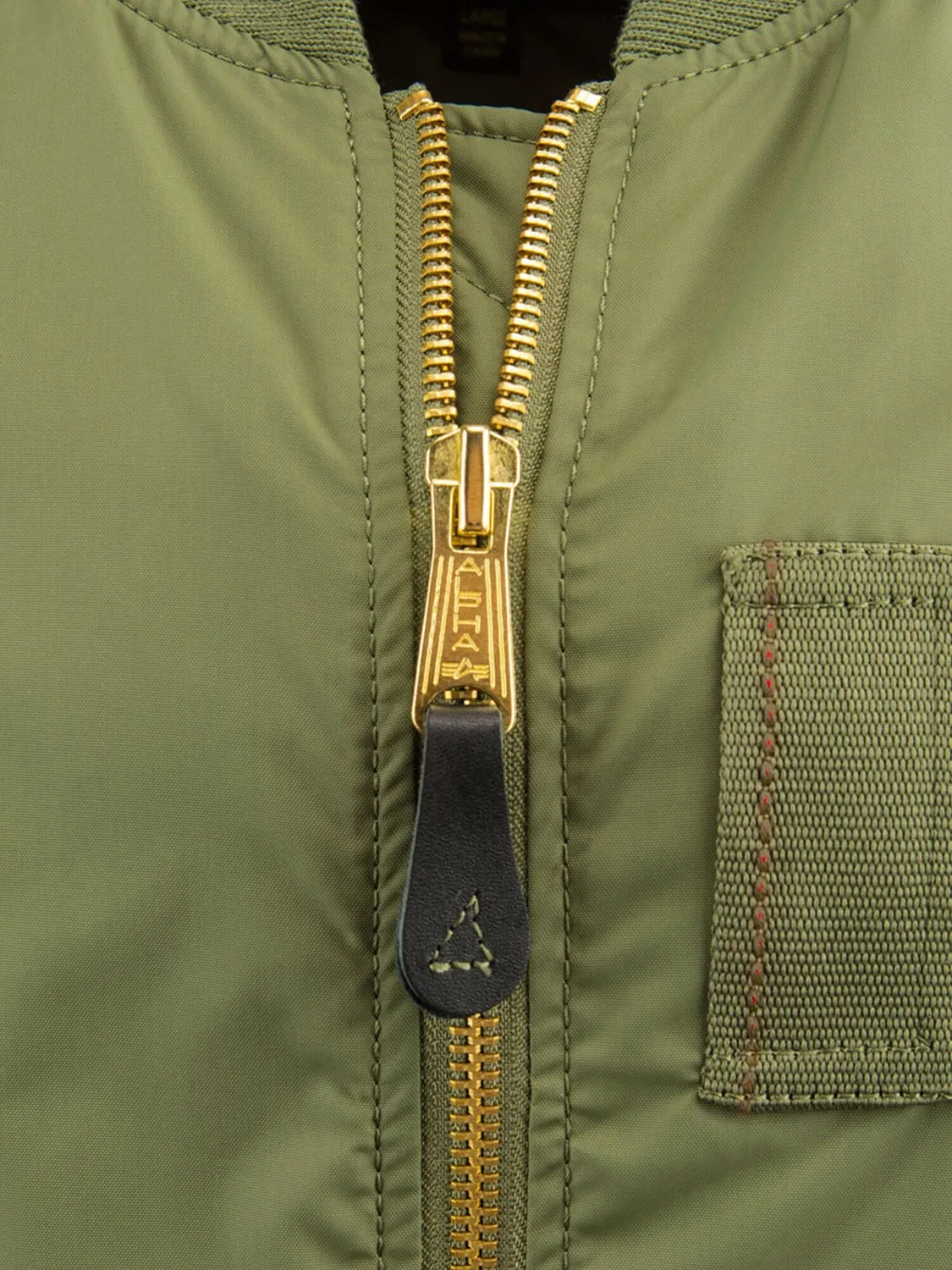 Alpha Industries MA-1 Skymaster bomber noir nylon léger
