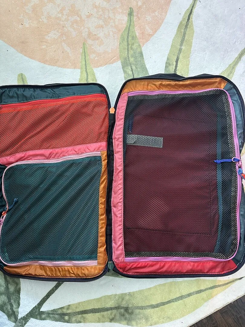 Cotopaxi Allpa 35L sac de voyage Del Día Dark cabine