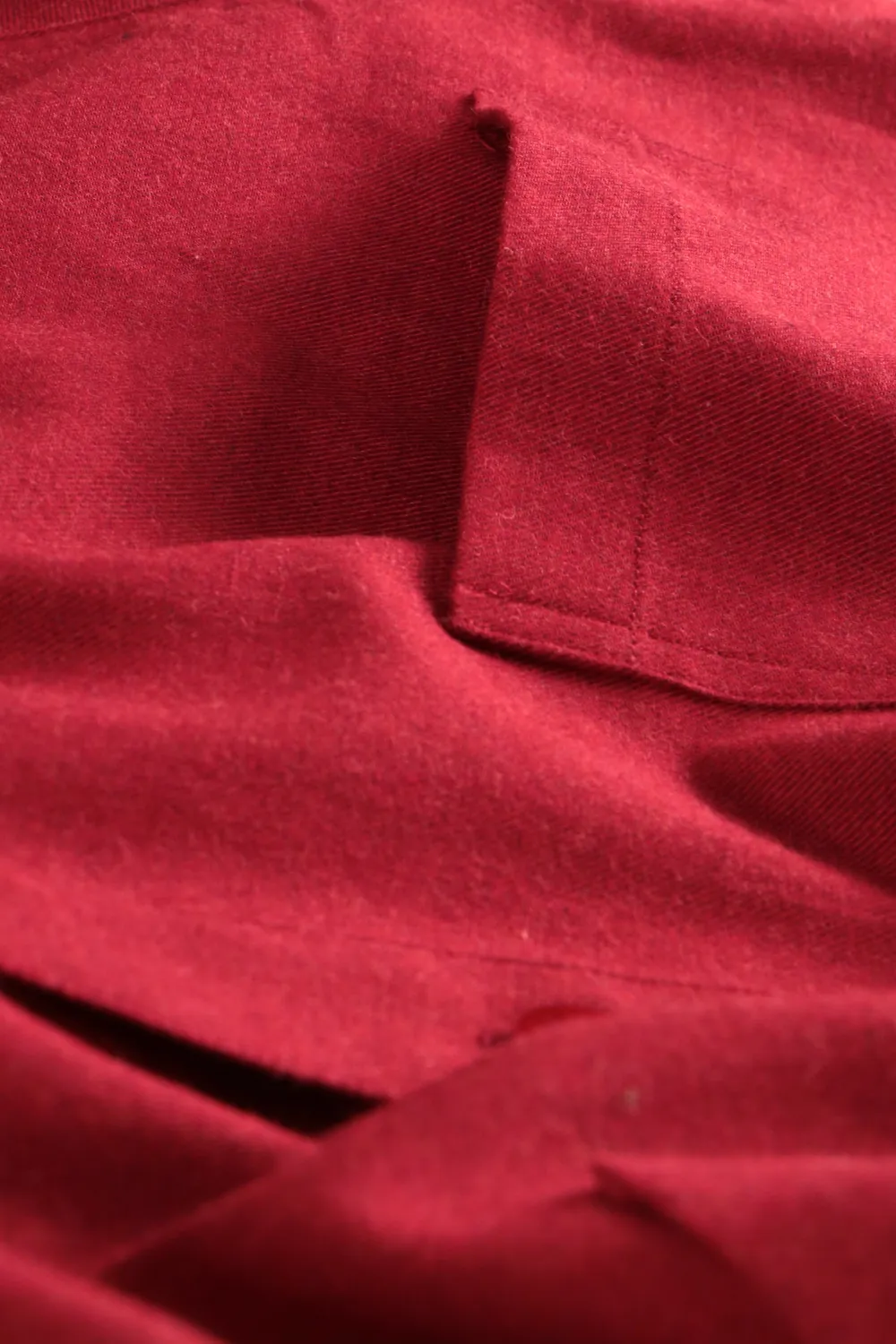 HOLLINGTON chemise col mao coton rouge vermillon droite