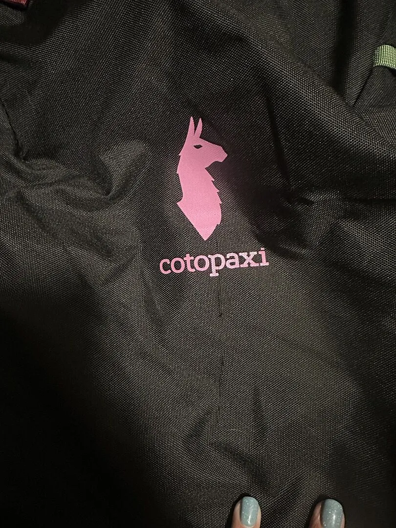 Cotopaxi Allpa 42L sac de voyage Del Día Dark recyclé